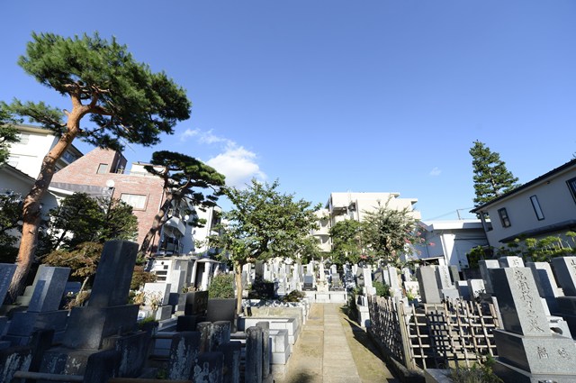 成勝寺の施設写真