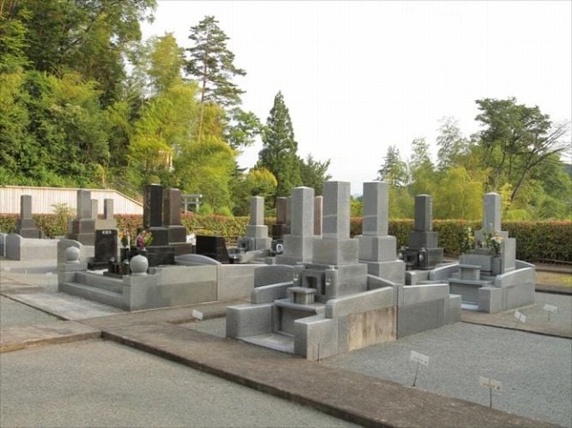 稲足神社霊園の施設写真